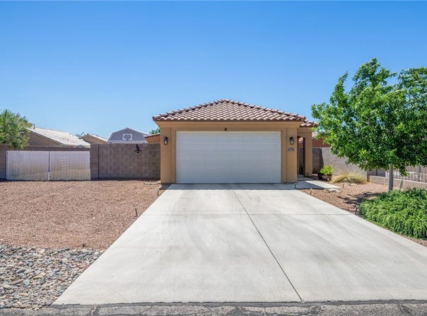 2943 N Tanner Street, Kingman, AZ 86401