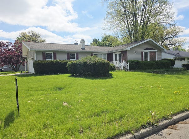 200 Pioneer Avenue, Sturgis, MI 49091