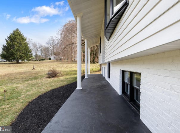 4 KEENEY SUNSET DRIVE, SHREWSBURY, PA 17361