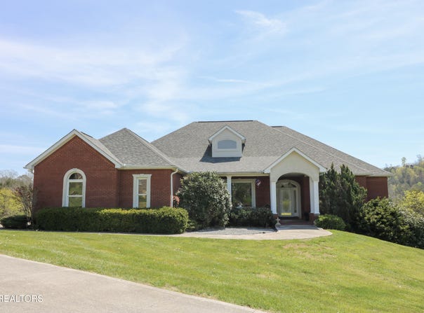 123 Double Tee Court, Tazewell, TN 37879