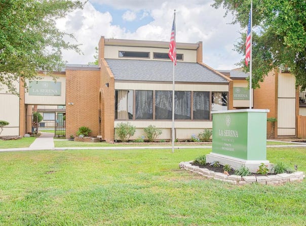 4343 Shaver St, Pasadena, TX 77504