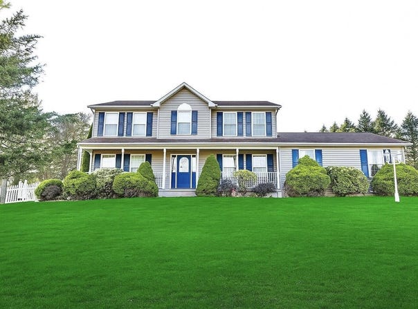 126 Arthur Lane, Brodheadsville, PA 18322