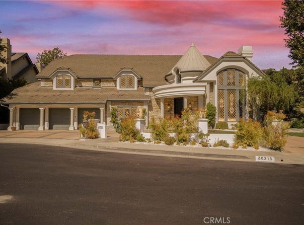 20315 Howard Court, Woodland Hills, CA 91364