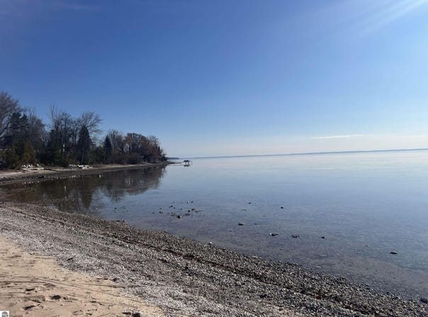 0 M-22, Suttons Bay, MI 49682