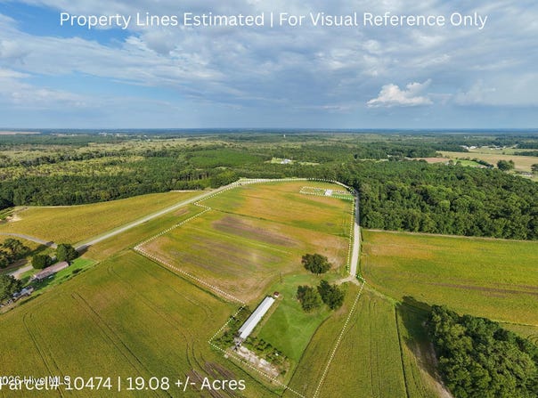 Gus Town Road, Creswell, NC 27928
