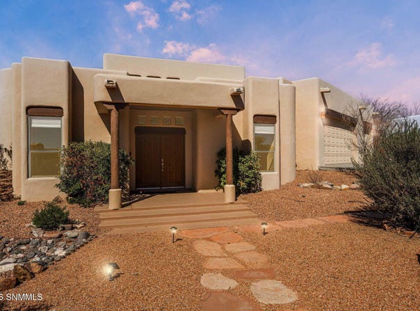 5225 Angel Fire Place, Las Cruces, NM 88011
