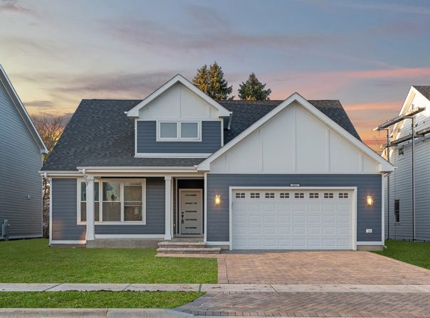 4032 Faith Lane, St. Charles, IL 60174