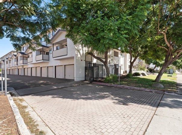 569 E Street, Chula Vista, CA 91910