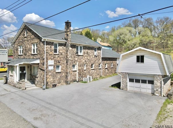 218 Parkhill Drive, Parkhill, PA 15945