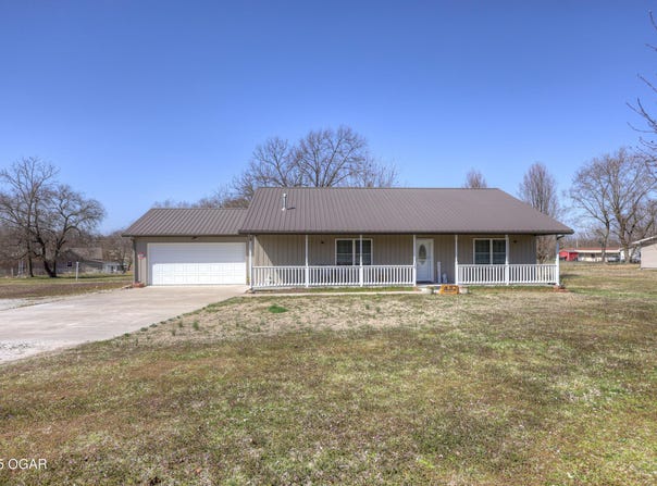 680 S Center Street, Granby, MO 64844