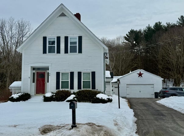 24 Main Street, Hooksett, NH 03106