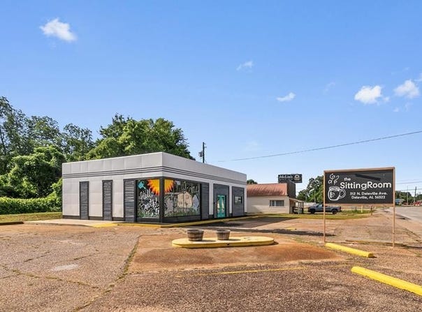 312 Daleville Avenue, Daleville, AL 36322