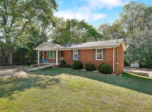 2509 Monterey Hwy, SPARTA, TN 38583