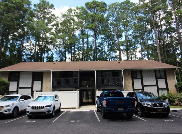 950 Forestbrook Rd., Myrtle Beach, SC 29588