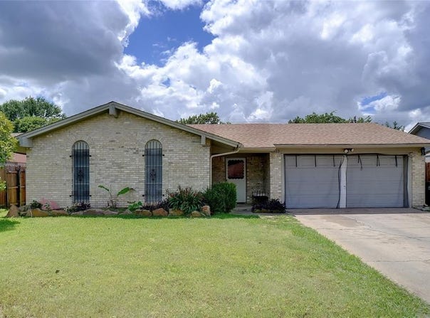 4613 Navajo Trail, Balch Springs, TX 75180