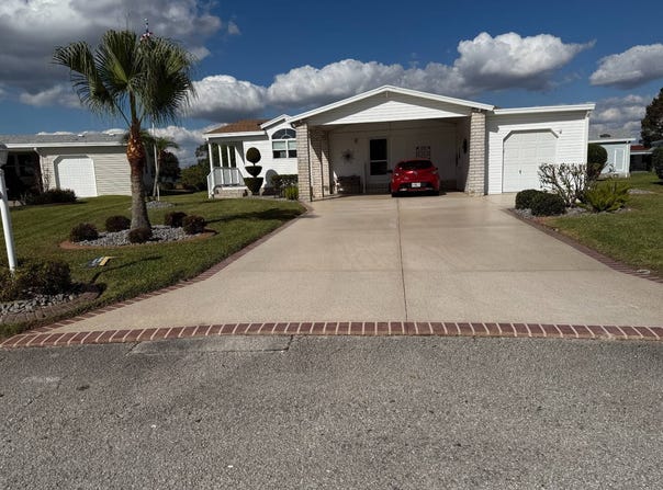 1712  Primrose Ln, Sebring, FL 33872