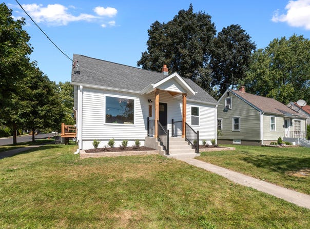 1005 Center St, Delavan, WI 53115