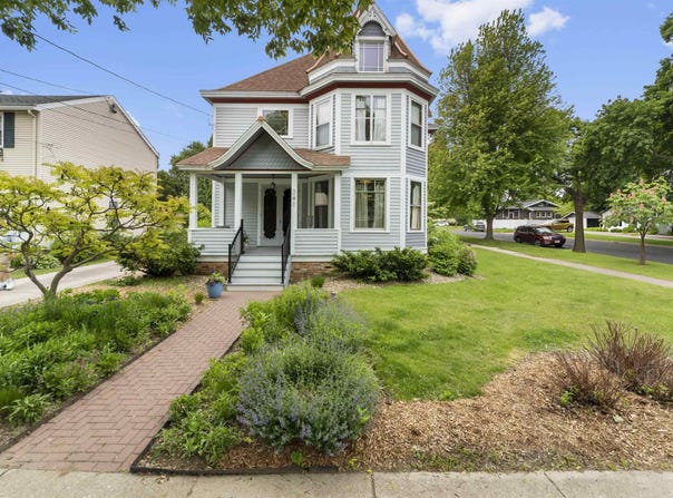 341 W McKinley Street, Stoughton, WI 53589