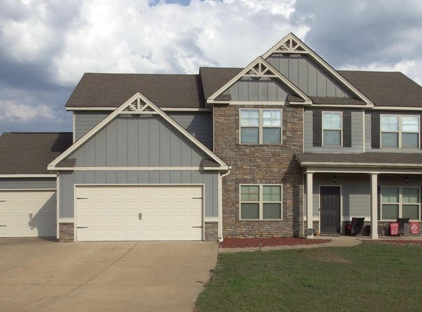 14 Pebblebrook Lane, Fort Mitchell, AL 36856