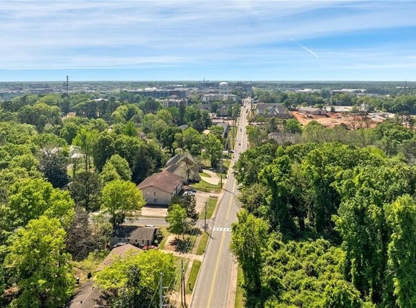 522 N DONAHUE DRIVE, AUBURN, AL 36830