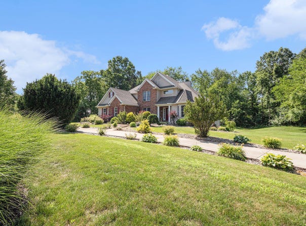6372 Oak Court, Berrien Center, MI 49102