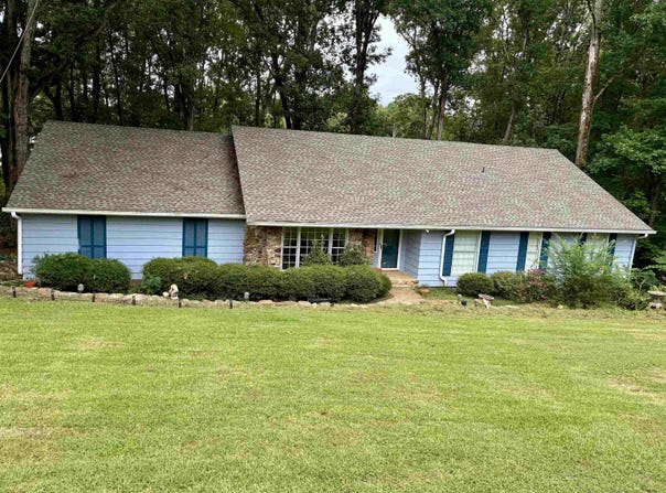 1900 Liberty Ave, Russellville, AL 35653
