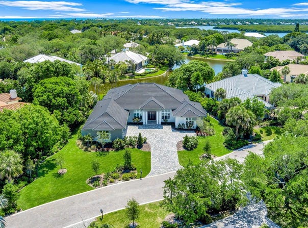 201 Shores Drive, Vero Beach, FL 32963