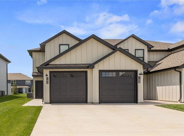 76 A SE 361 Road, Warrensburg, MO 64093