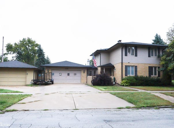 1408 Grove Street, Webster City, IA 50595