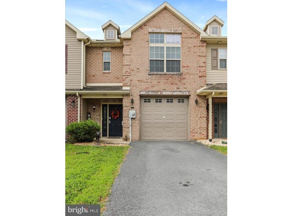 237 MERIWEATHER DRIVE, CHAMBERSBURG, PA 17201