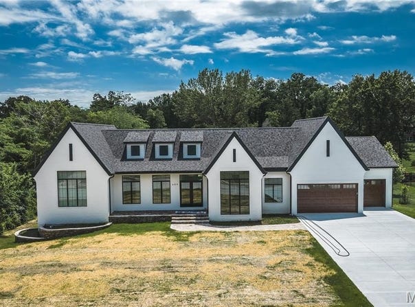 604 Winchester Drive, Rolla, MO 65401