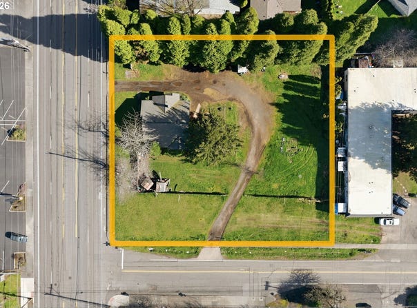 21260 SE Stark St, Gresham, OR 97030