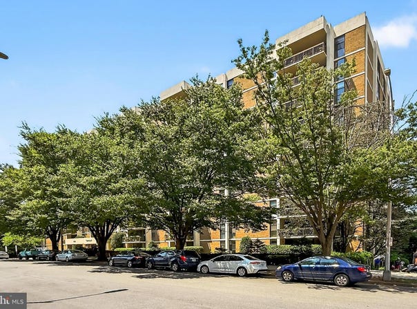 1016 S WAYNE STREET, ARLINGTON, VA 22204