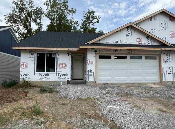 1616 Mitchell Place, Tiffin, IA 52340