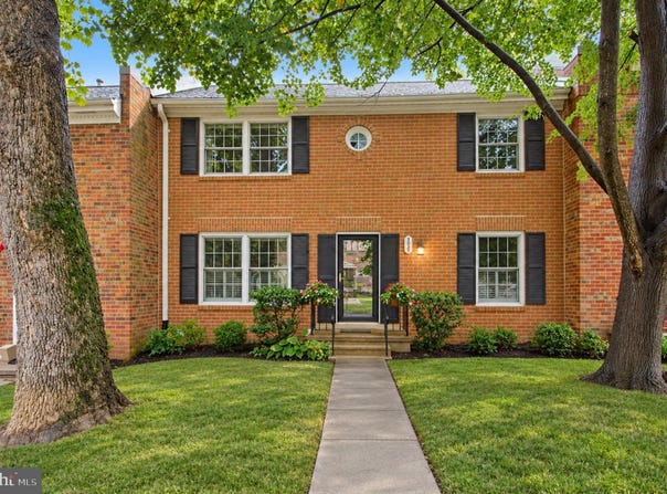 5922 QUEENSTON Street, SPRINGFIELD, VA 22152