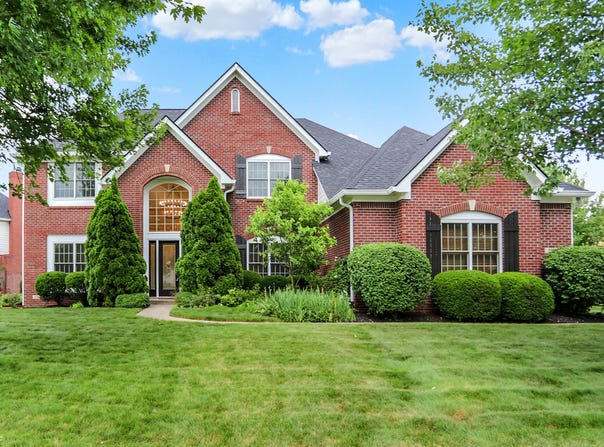 5761 Coopers Hawk Drive, Carmel, IN 46033