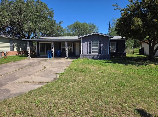 1515 E Bowie, Beeville, TX 78102