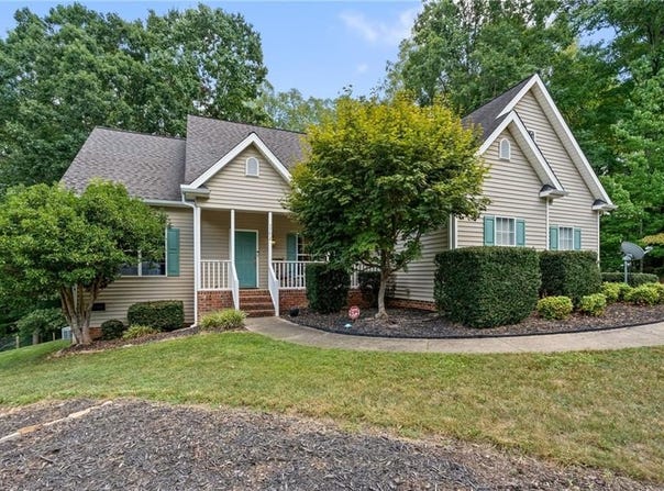 7702 Perthshire Drive, Oak Ridge, NC 27310