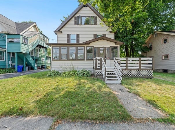 657 W Spruce Avenue, Ravenna, OH 44266