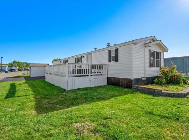126 7th Avenue, Bartlett, IL 60103