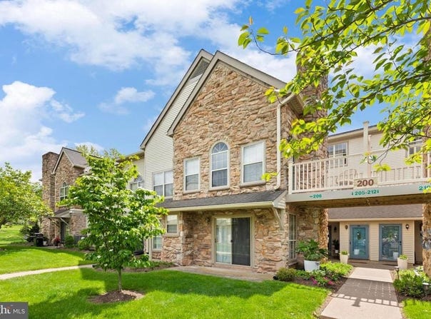 206 REMINGTON COURT, CHALFONT, PA 18914