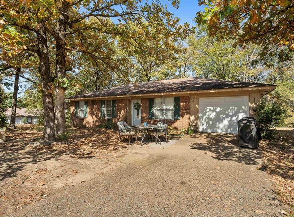 2806 Jadestone Drive, Sherwood, AR 72120