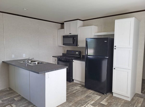 2404 N 8th St, Red Oak, IA 51566