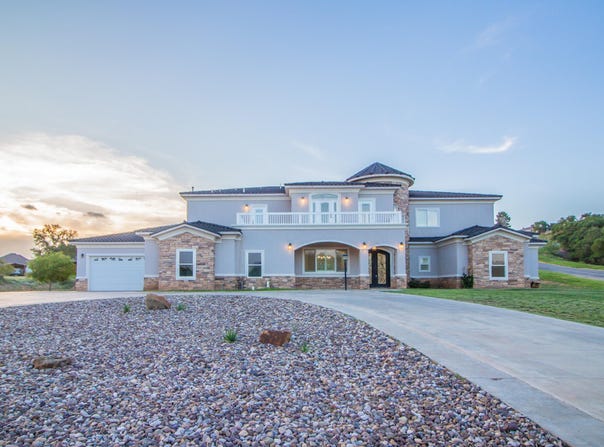 4 Aztec Lane, Ransom Canyon, TX 79366