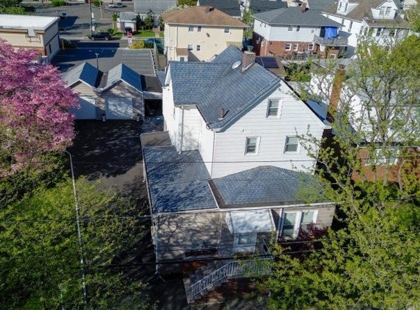 125 Terrace Ave, Lodi Boro, NJ 07644-2904