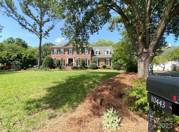 10443 Kenlauren Terrace, Charlotte, NC 28210