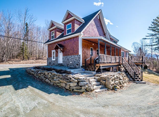 1182 Presidential Highway, Jefferson, NH 03583