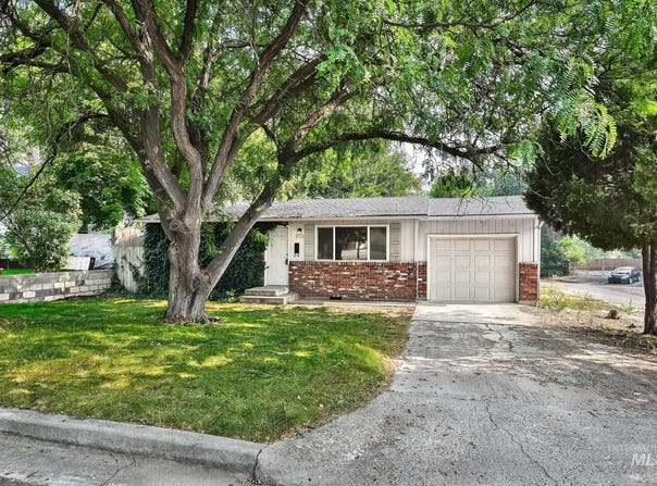 803 E Colorado, Nampa, ID 83686