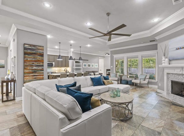 1397 Sabal Palm Dr, Gulf Breeze, FL 32563