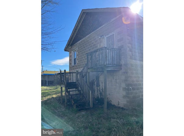 6190 CENTRAL AVENUE, CAPITOL HEIGHTS, MD 20743